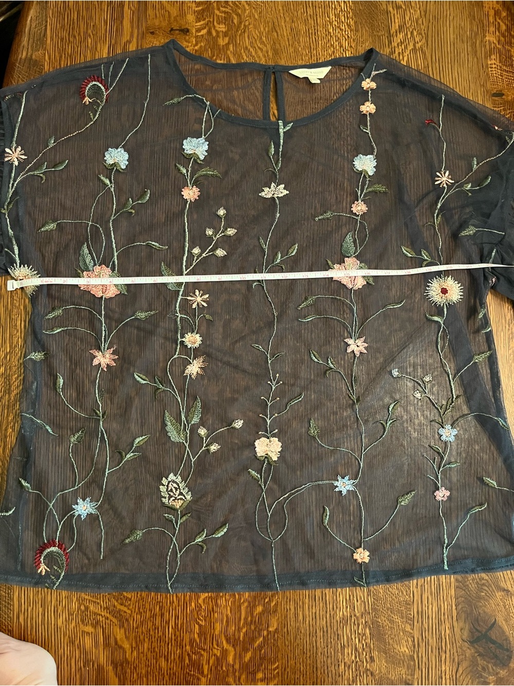 Lucky Brand Sheer Embroidered Gray Floral Overlay Top Size XL - Picture 13 of 16